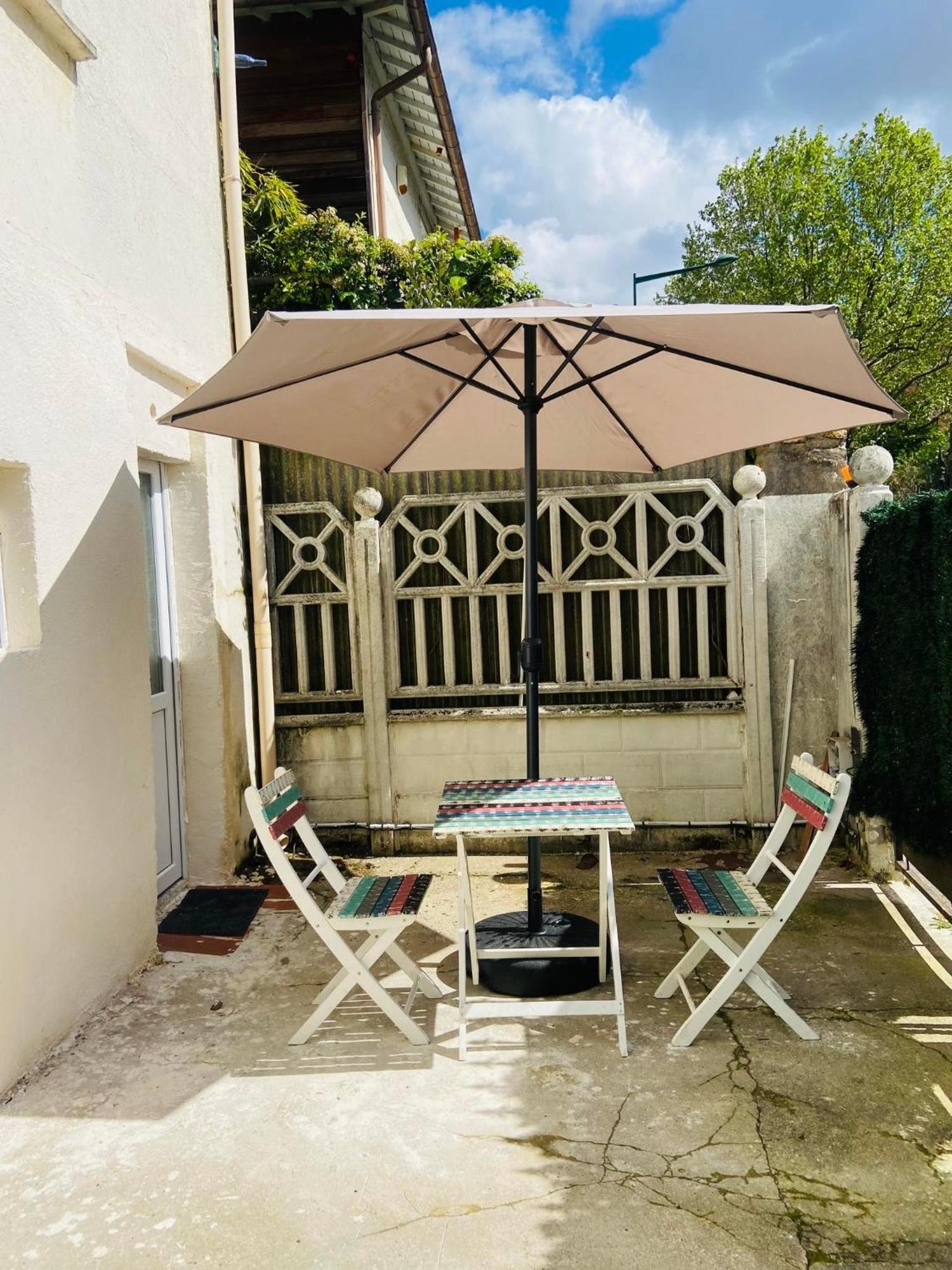 House Near Paris Villa